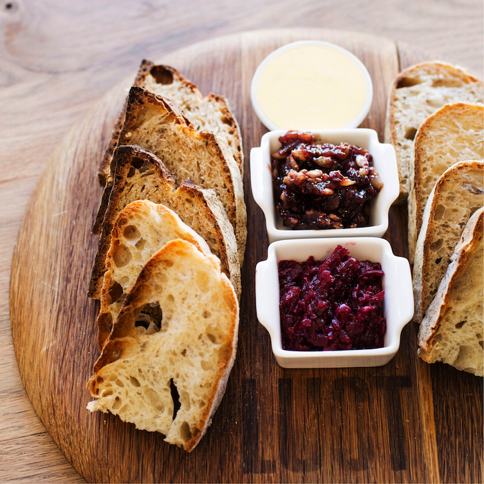Bread platter