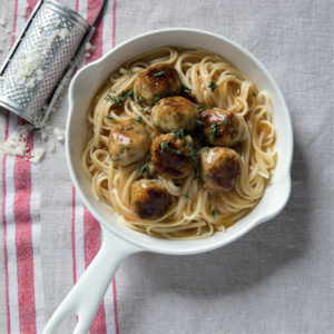 Read more about the article Chicken meatball linguine