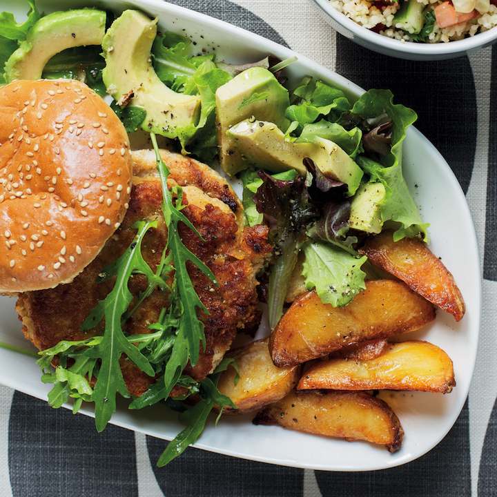 You are currently viewing Lentil burgers with potato wedges and avo salad