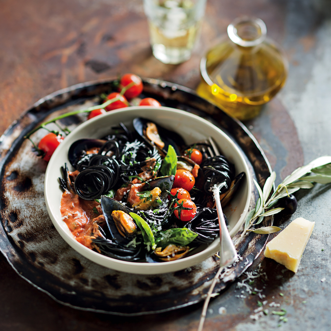 Read more about the article Pasta nero with fresh mussels
