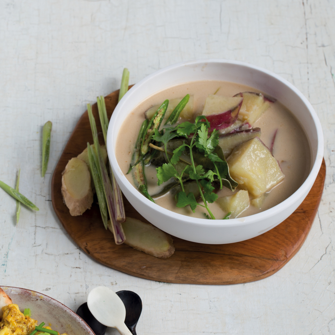 Read more about the article Hot-and-sour coconut soup
