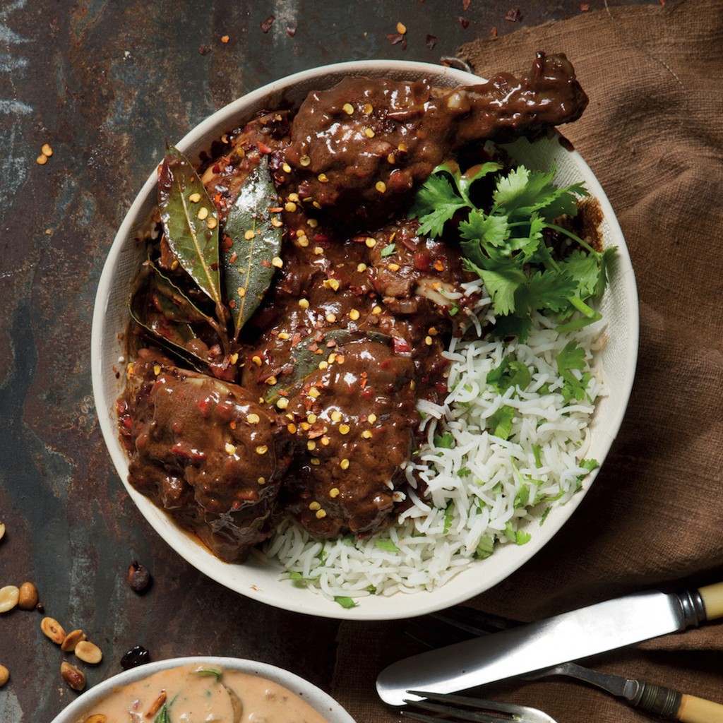 You are currently viewing Chicken peanut mole with coriander rice