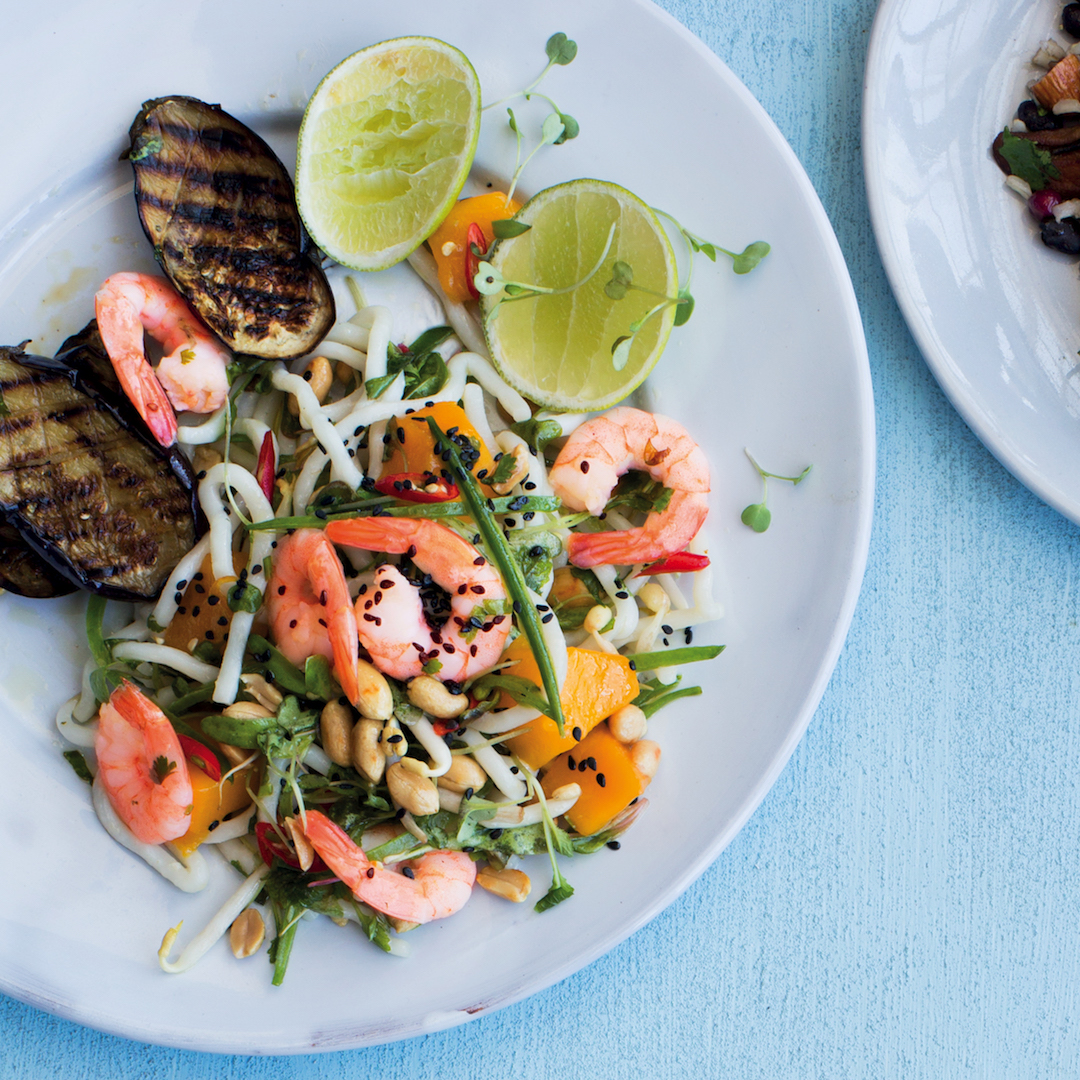Read more about the article Mango, peanut and prawn salad