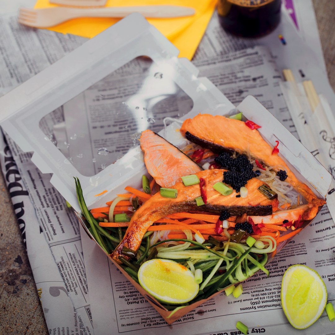 Read more about the article Scandalous Food Trucks’ seared-salmon and lime salad