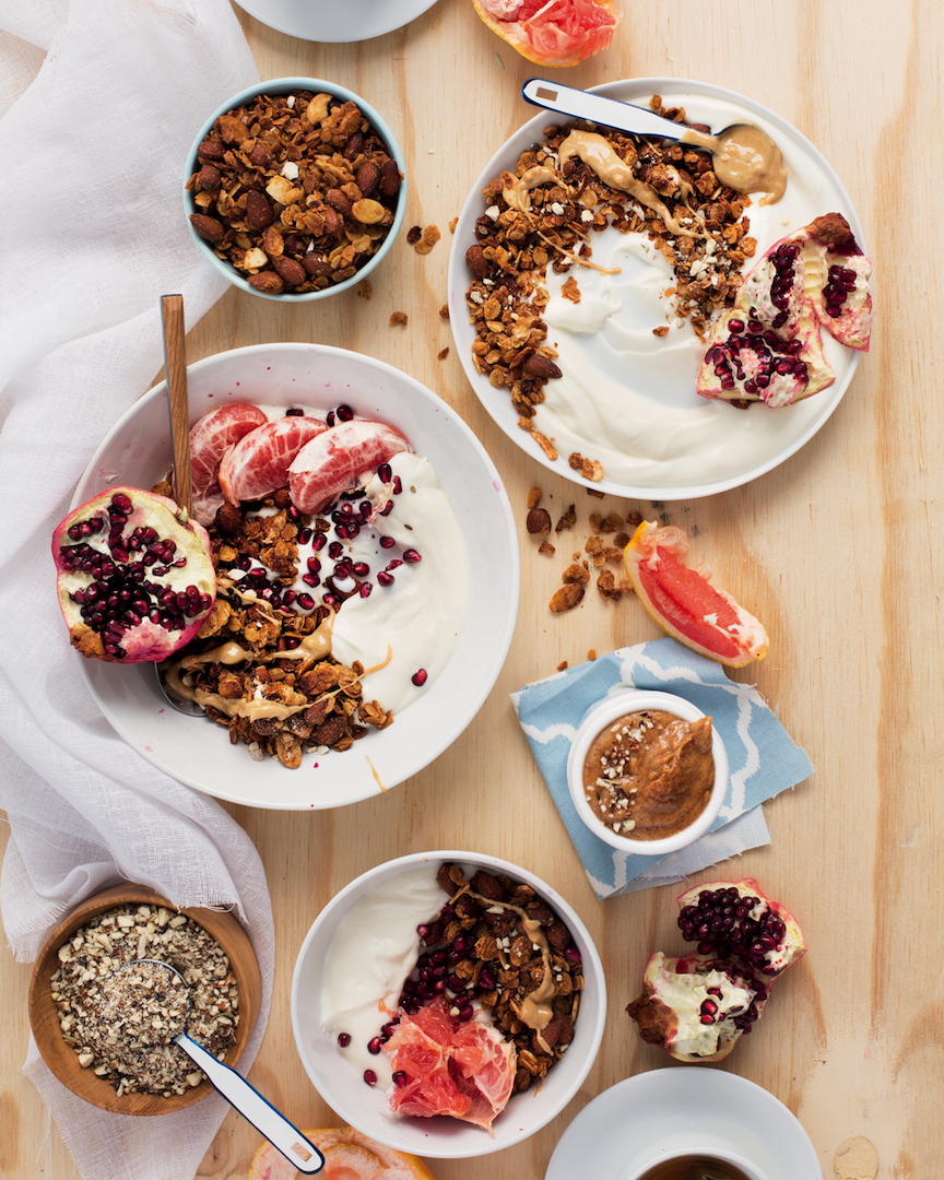 You are currently viewing Almond granola and grapefruit bowls