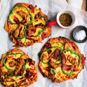 Read more about the article Bbq chicken and bacon pizzettes