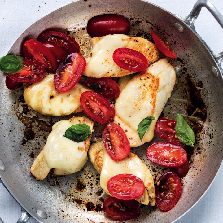 You are currently viewing Caprese chicken