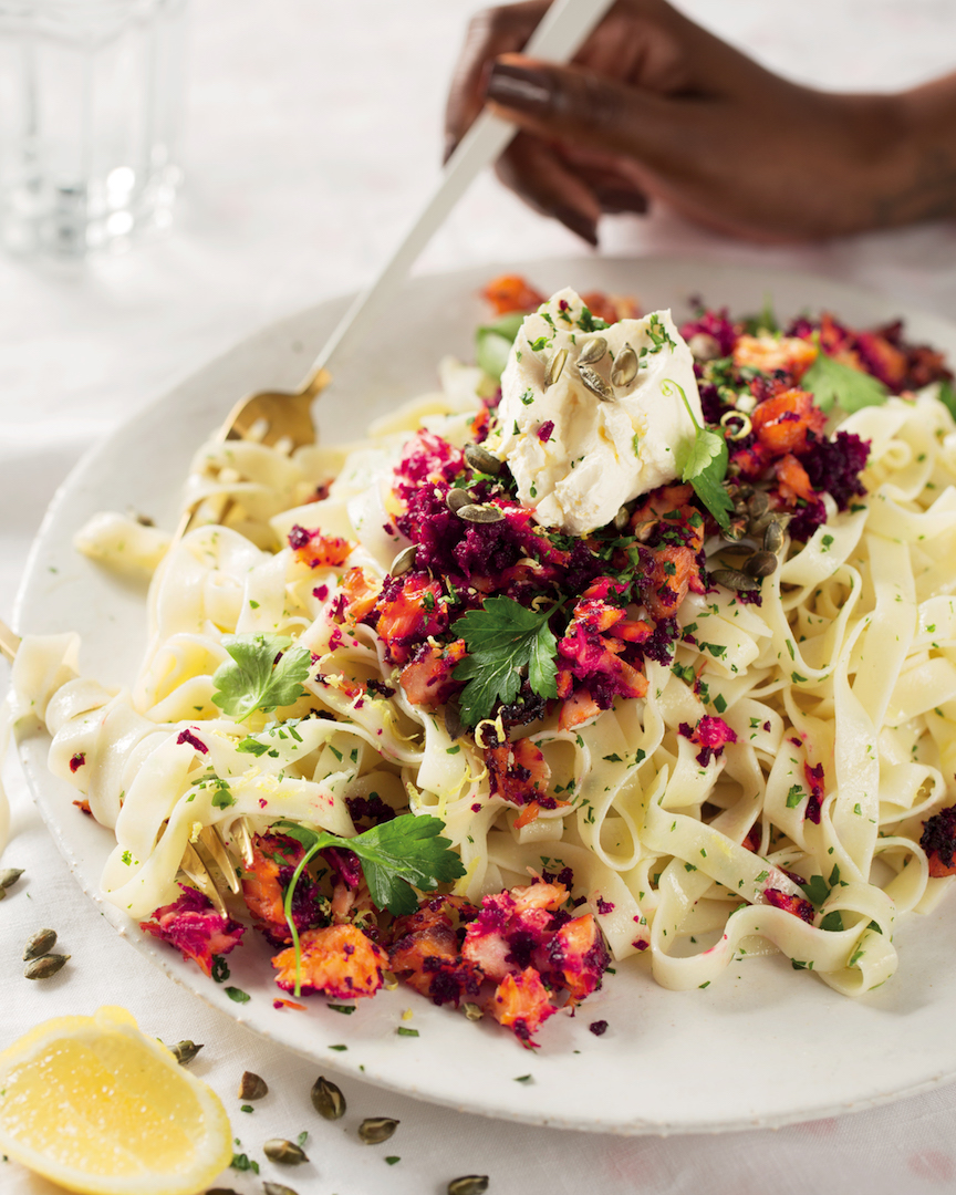 You are currently viewing Salmon and beetroot pasta