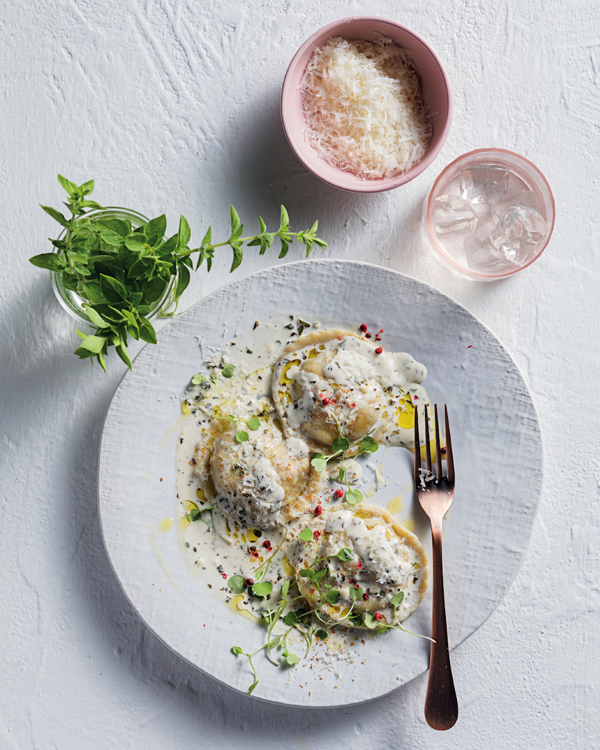 Read more about the article Sweetcorn and ricotta ravioli in white-wine cream sauce