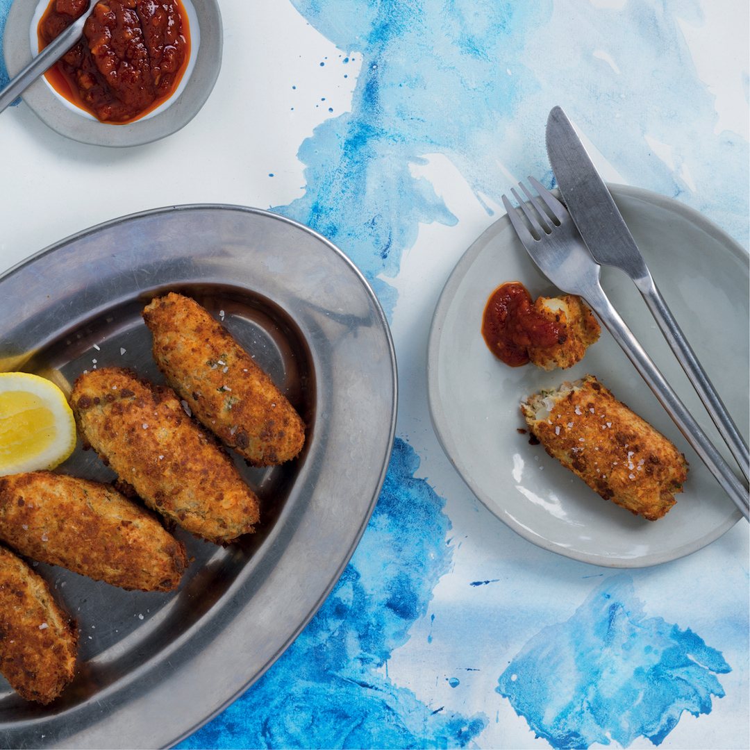 Read more about the article Home-made fish fingers with chunky tomato sauce