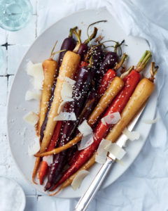 Read more about the article Honeyed carrots with sesame and Parmesan