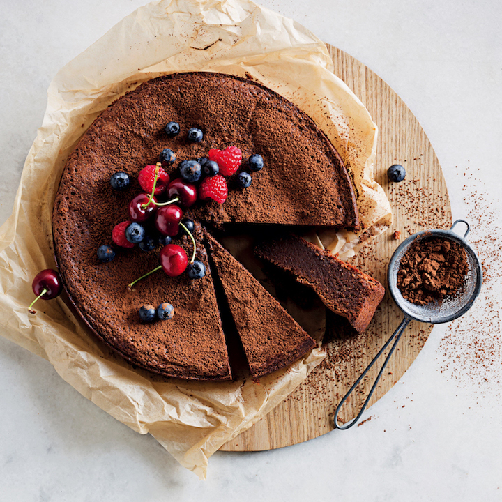 Read more about the article Wheat-free chocolate cake with almond