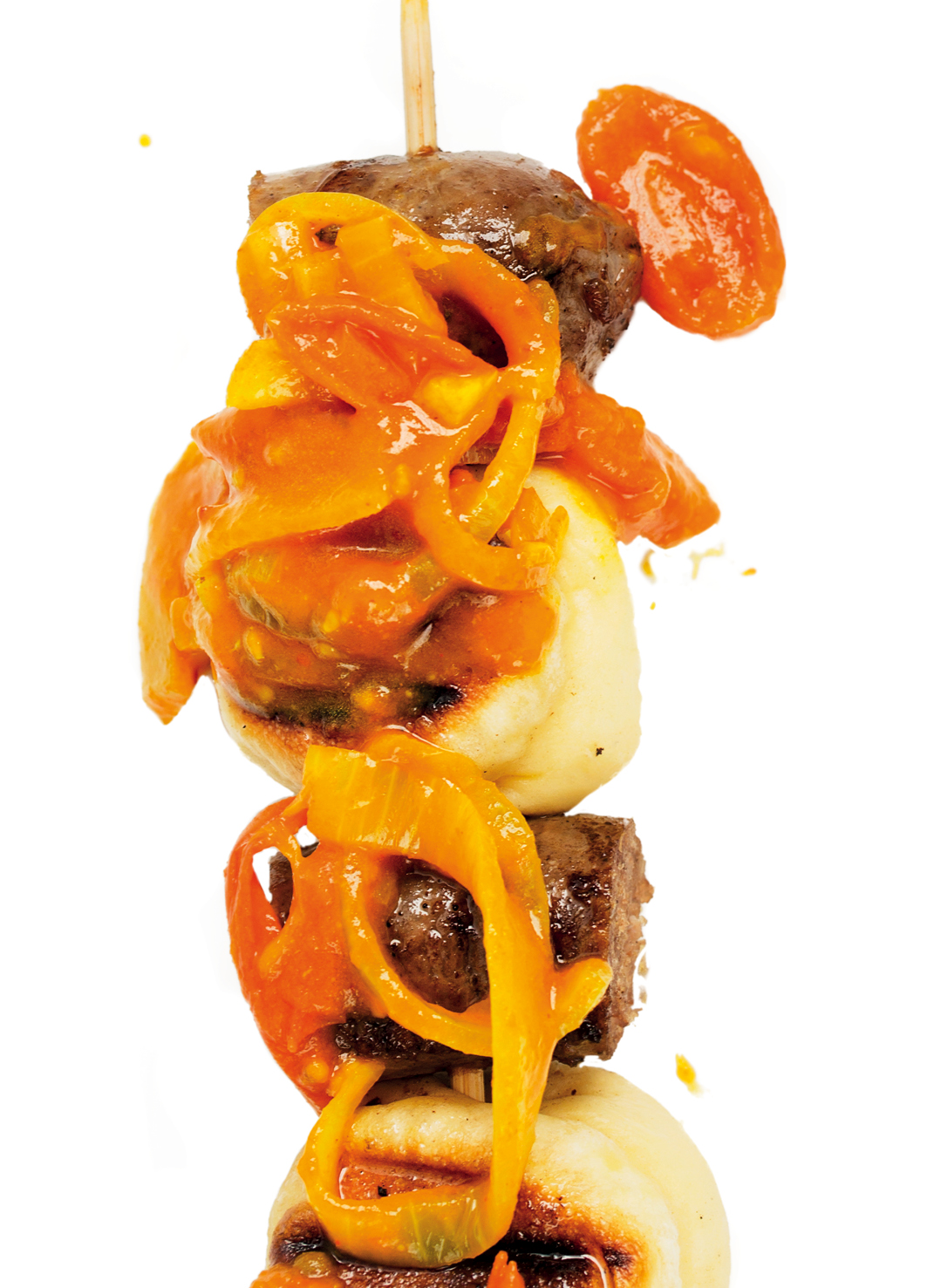You are currently viewing Braai-bread and boerewors kebabs with tomato smoor