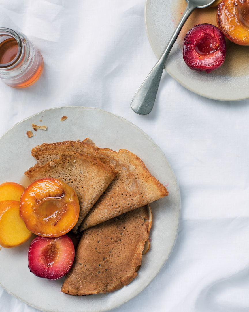 Read more about the article Buckwheat crêpes with stone-fruit syrup