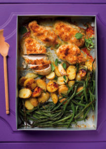 Read more about the article Coconut crusted chicken with baby potatoes and green beans