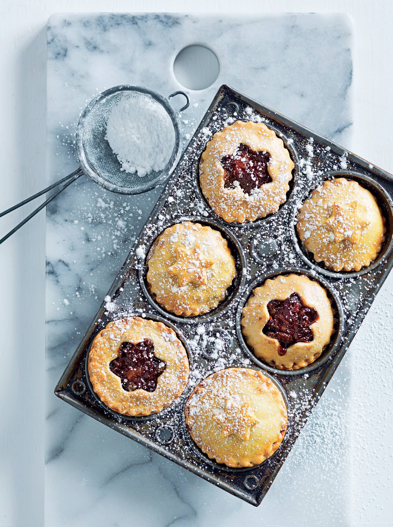 You are currently viewing Mince pies with clementine curd