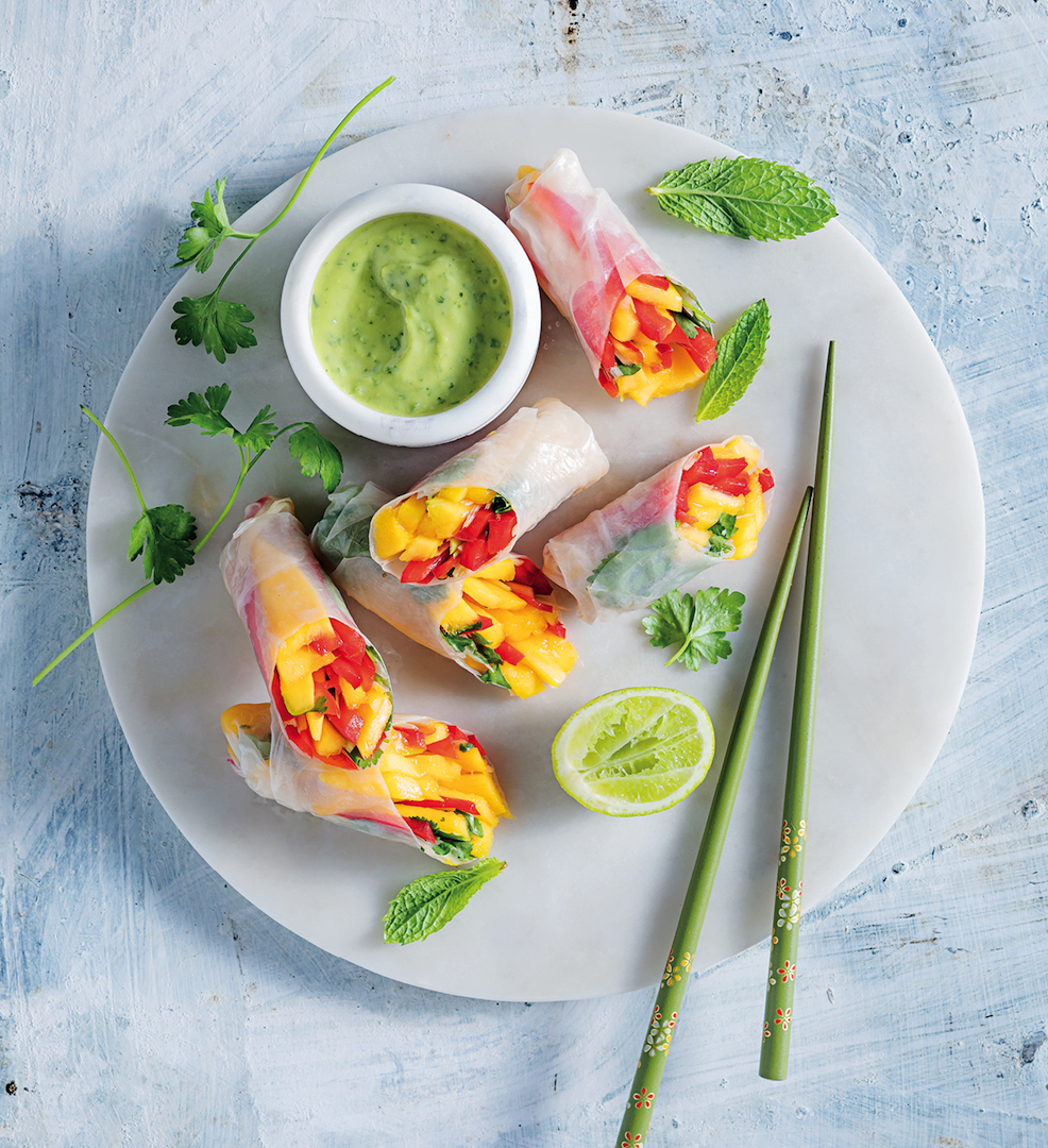 Read more about the article Tropical spring rolls with mango & an avo dipping sauce