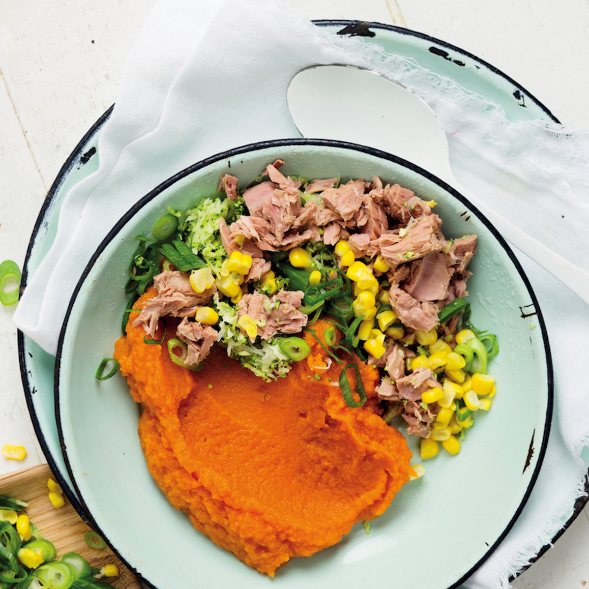 Read more about the article Sweet potato mash with tuna and broccoli-corn salsa
