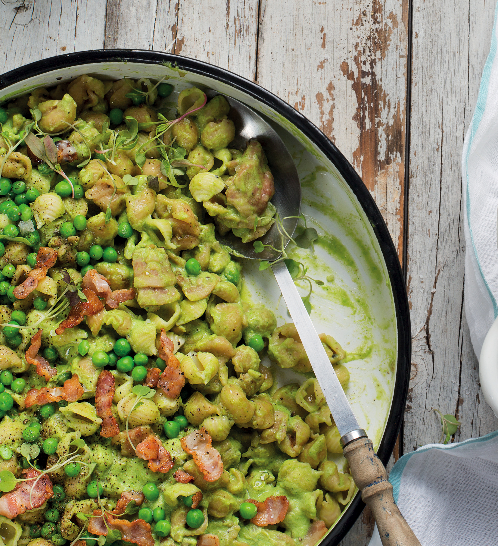 Read more about the article Pea and bacon pasta shells
