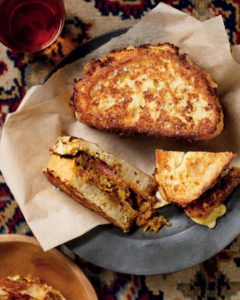 Read more about the article Classic French toast with spicy masala steak
