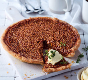 Read more about the article Honey and pine nut tart with mascarpone