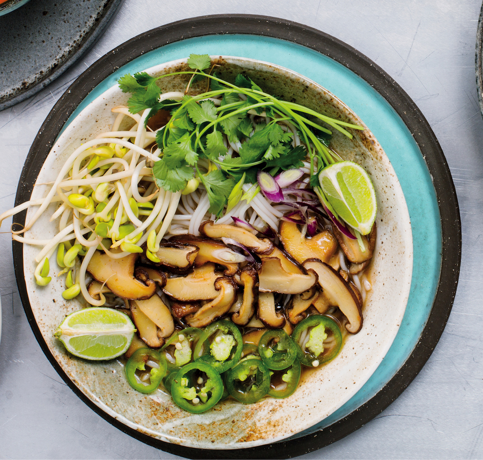Read more about the article Vegan-friendly shiitake mushroom pho