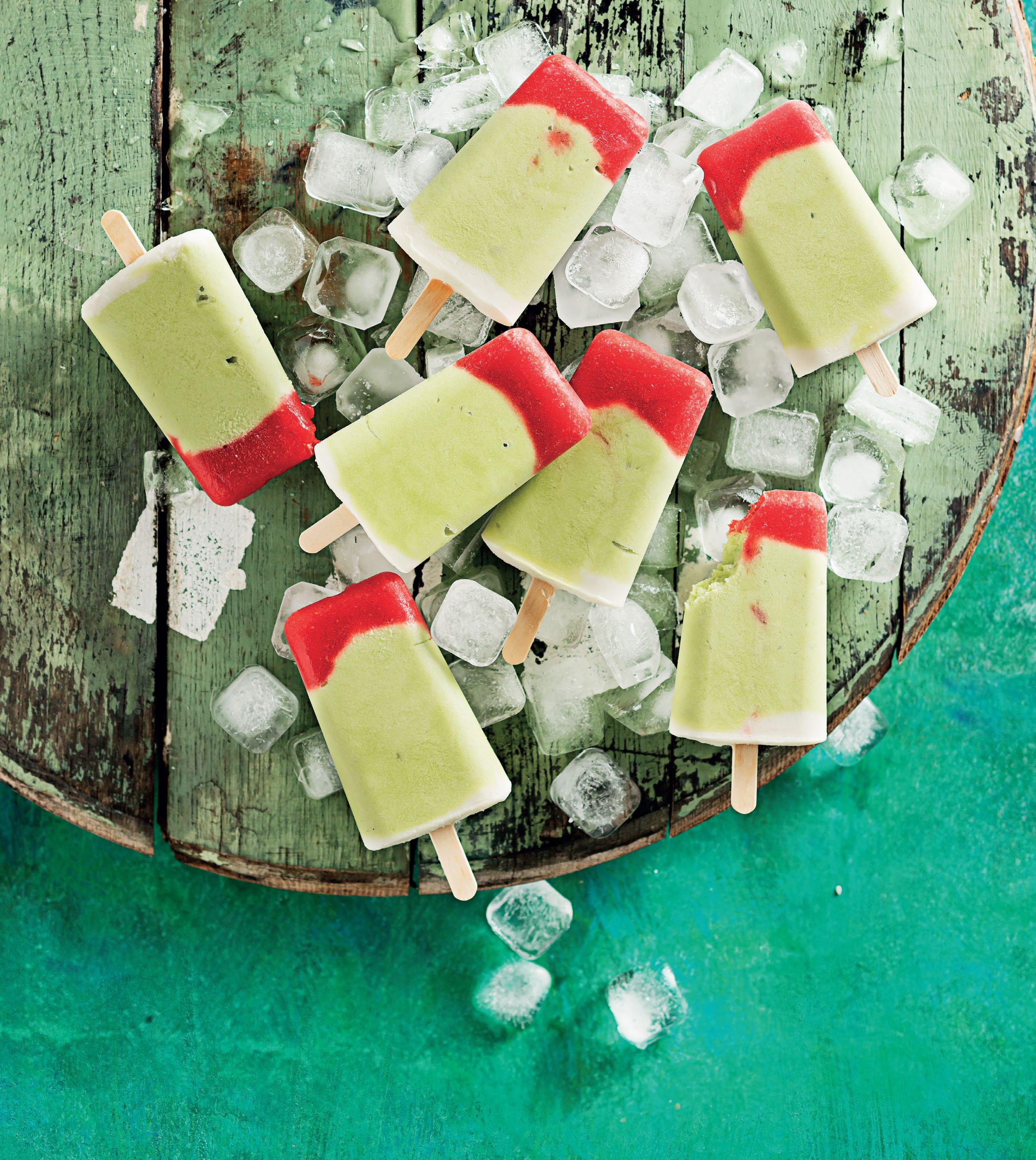 You are currently viewing Avocado, strawberry and coconut lollies