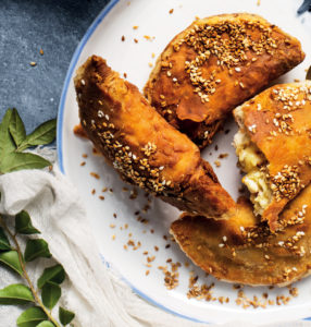 Read more about the article Make these cheesy paneer pockets with your leftovers