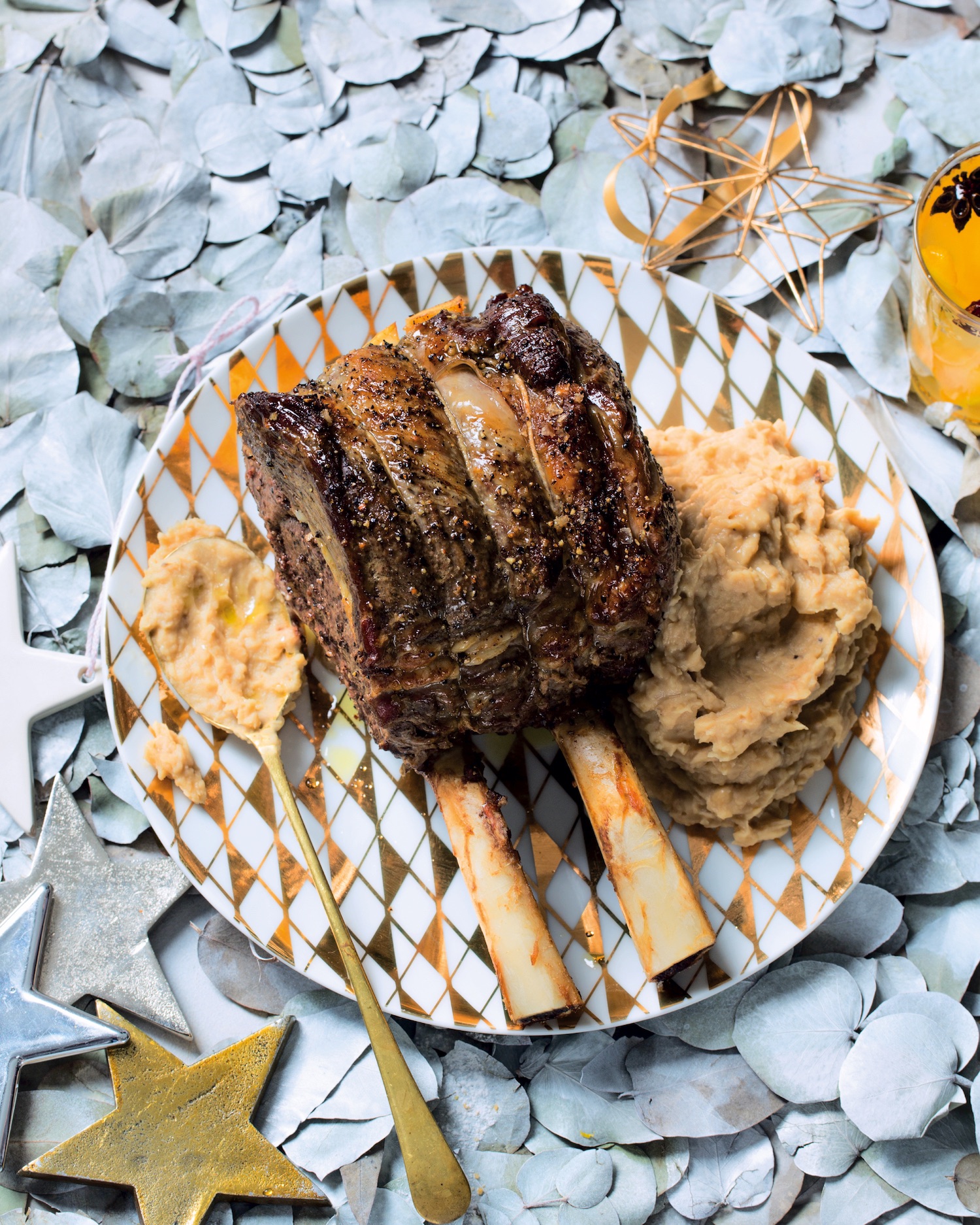 Read more about the article Prime rib roast with mashed white beans
