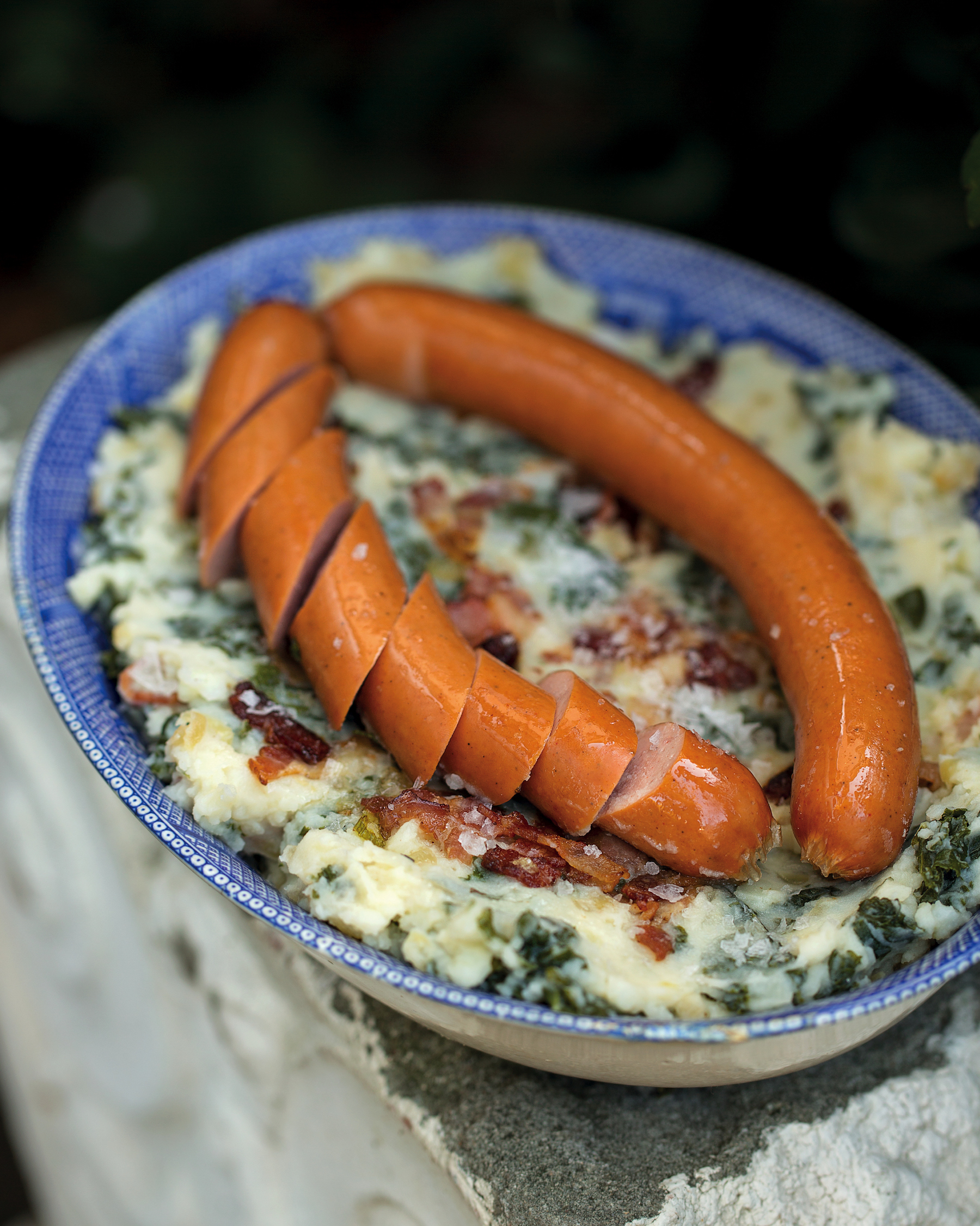 Read more about the article Frankfurters with mashed potato and spinach