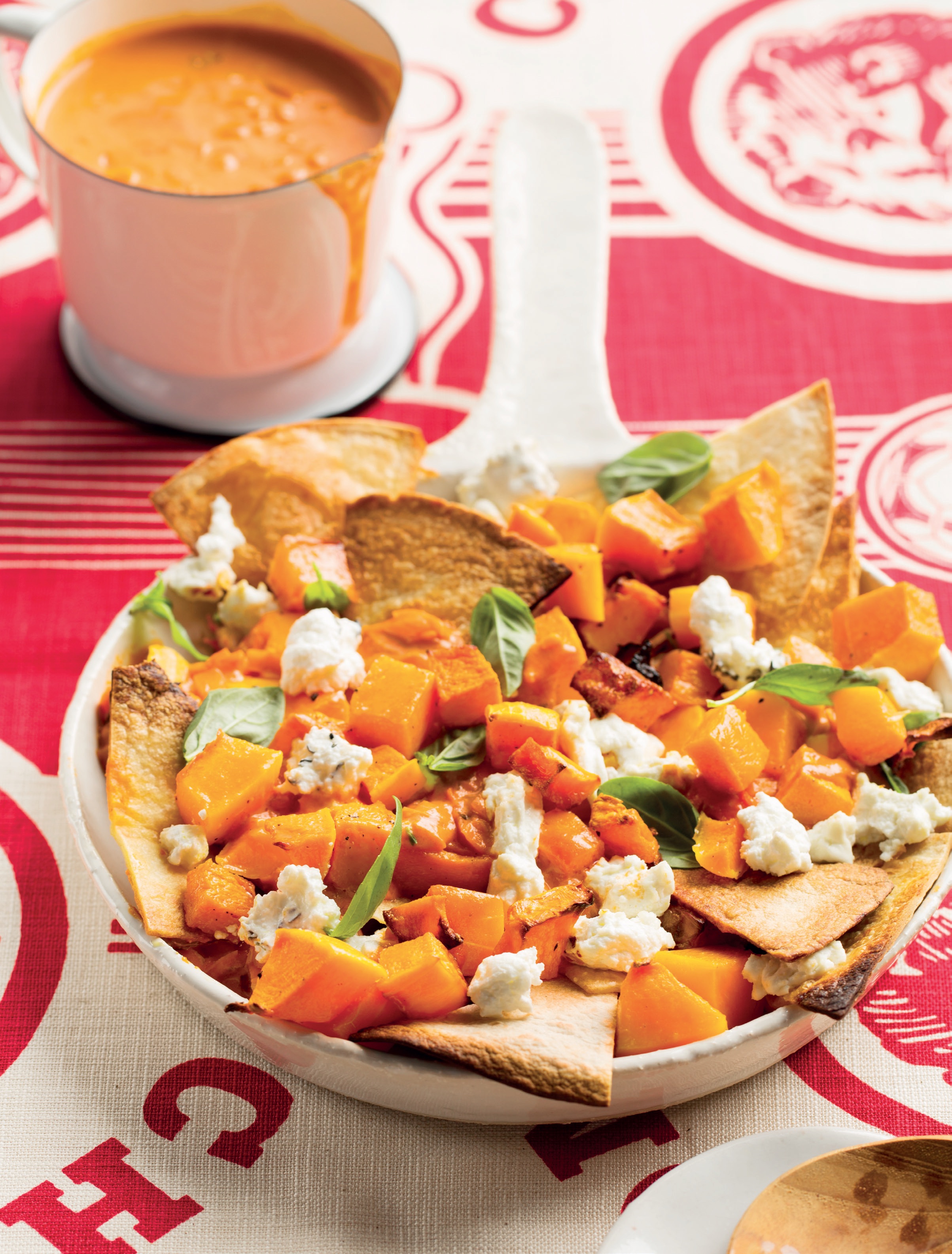 Read more about the article Butternut and creamy tomato nacho bake with amasi cheese
