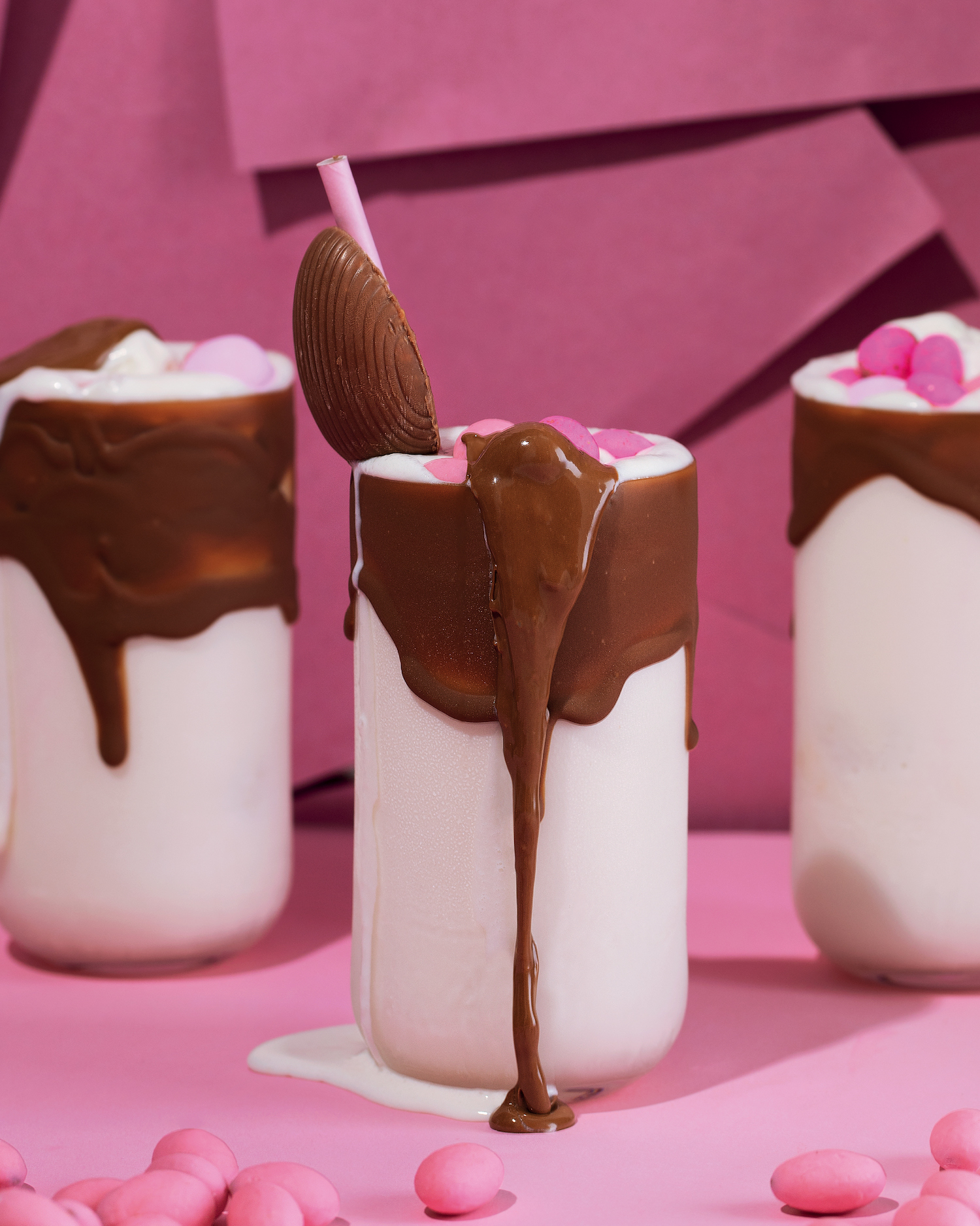 Read more about the article Gourmet Easter shakes with chocolate drizzle