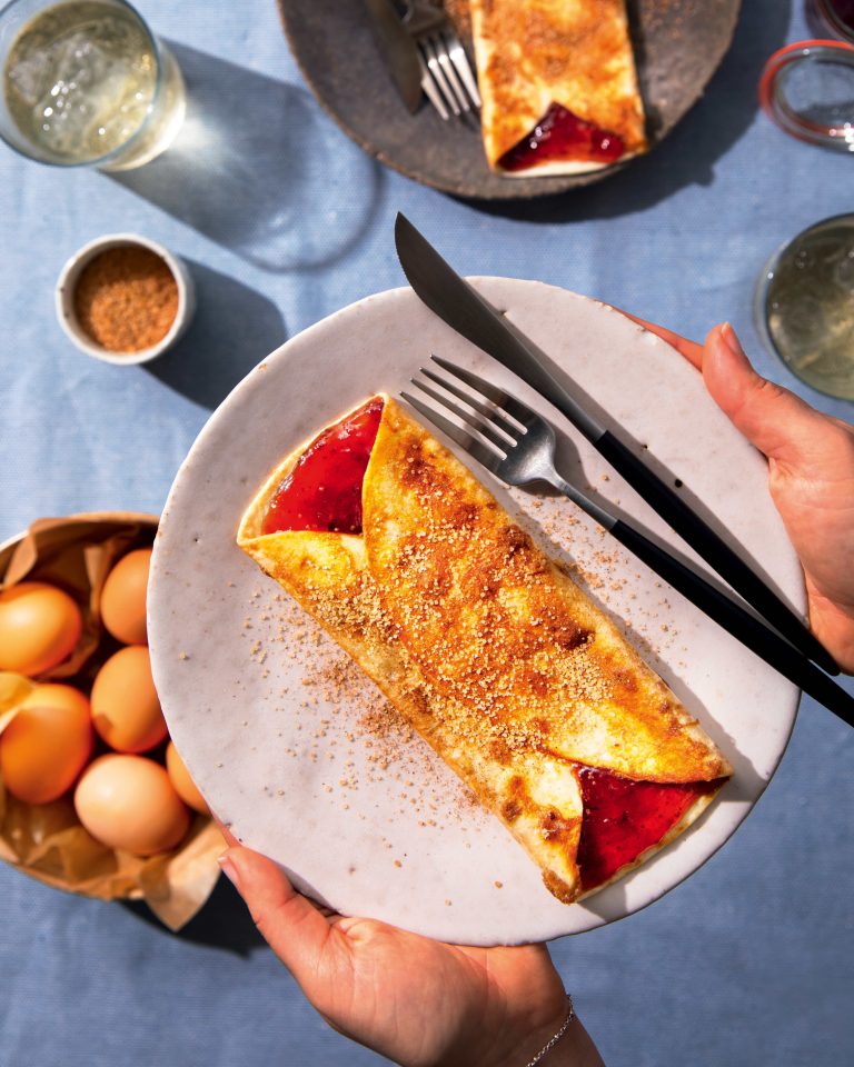 Sweet egg wraps with cinnamon and strawberry jam MyKitchen