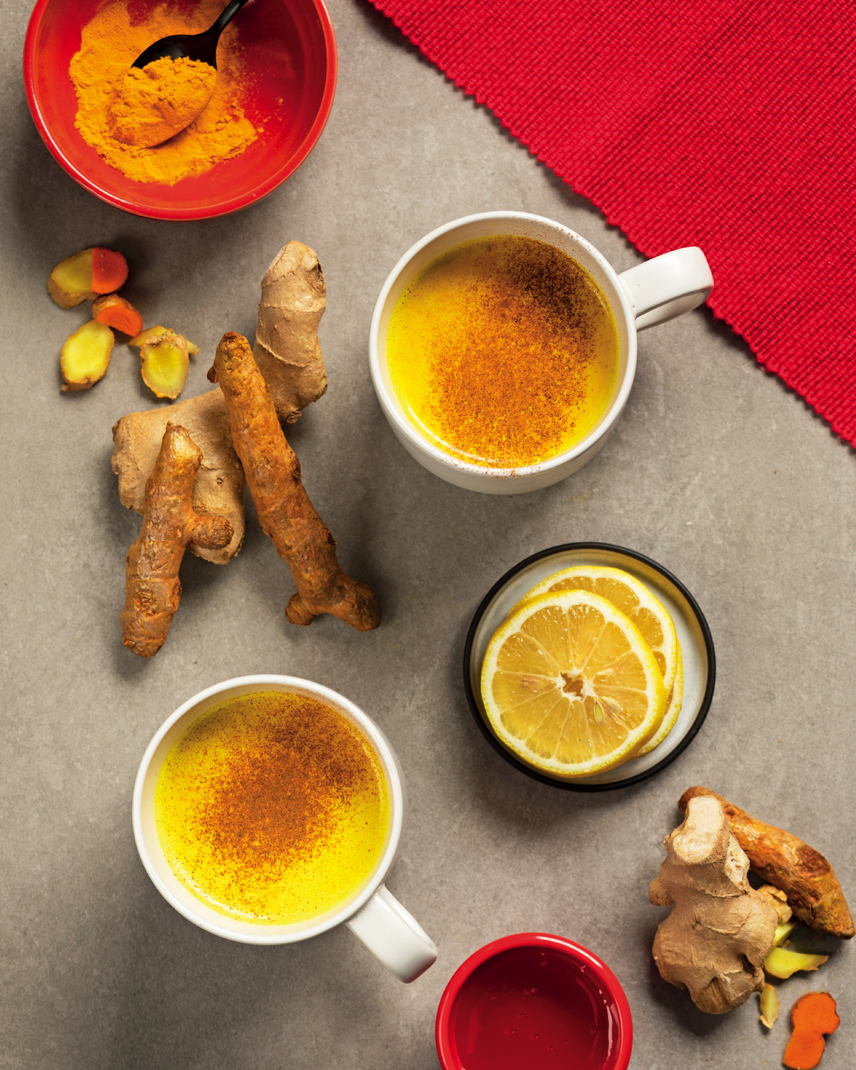 Read more about the article Immune-boosting turmeric latte for winter