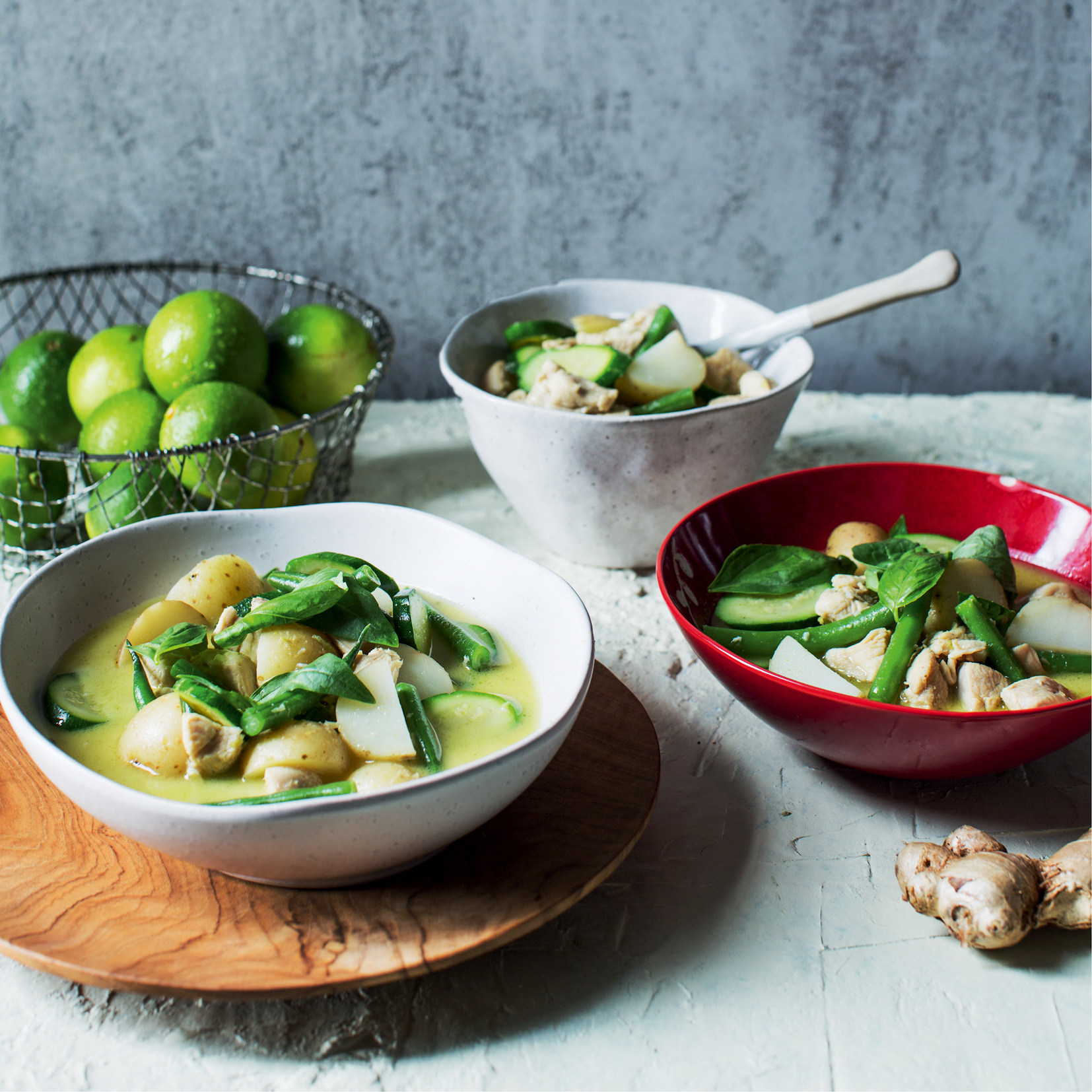 You are currently viewing Classic Thai green curry with new potatoes