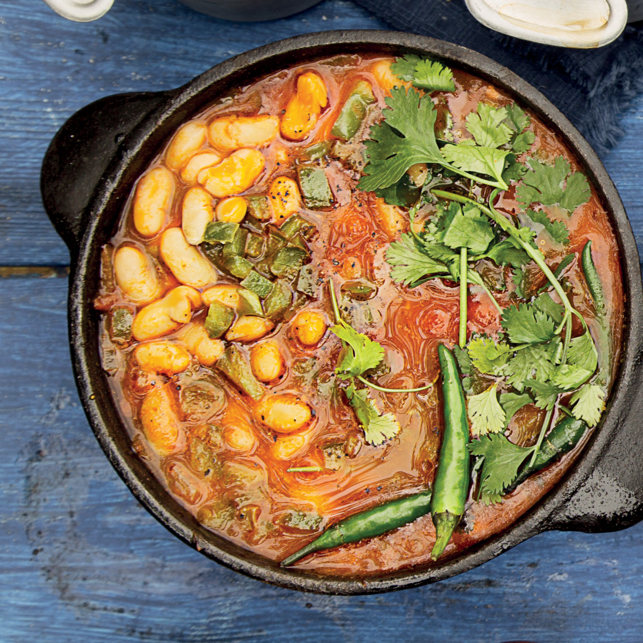 Read more about the article Bring out the potjie for this chunky chakalaka soup