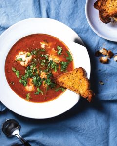 Read more about the article Light fish stew with crusty garlic bread