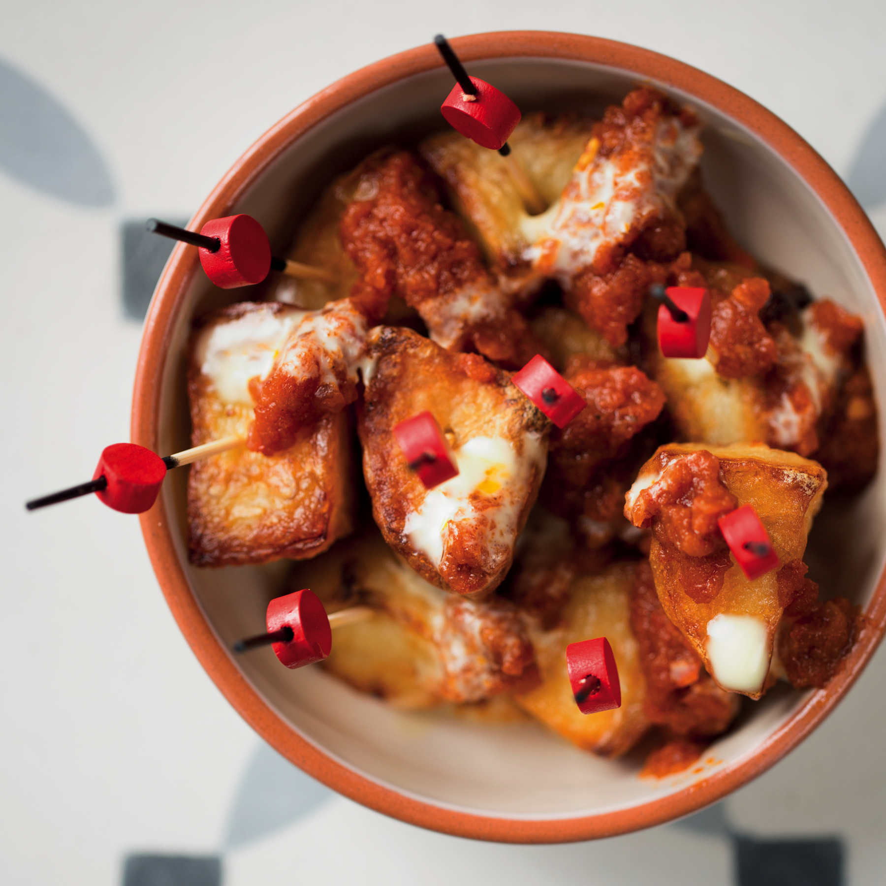 Read more about the article Traditional Spanish patatas bravas with salsa-mayo