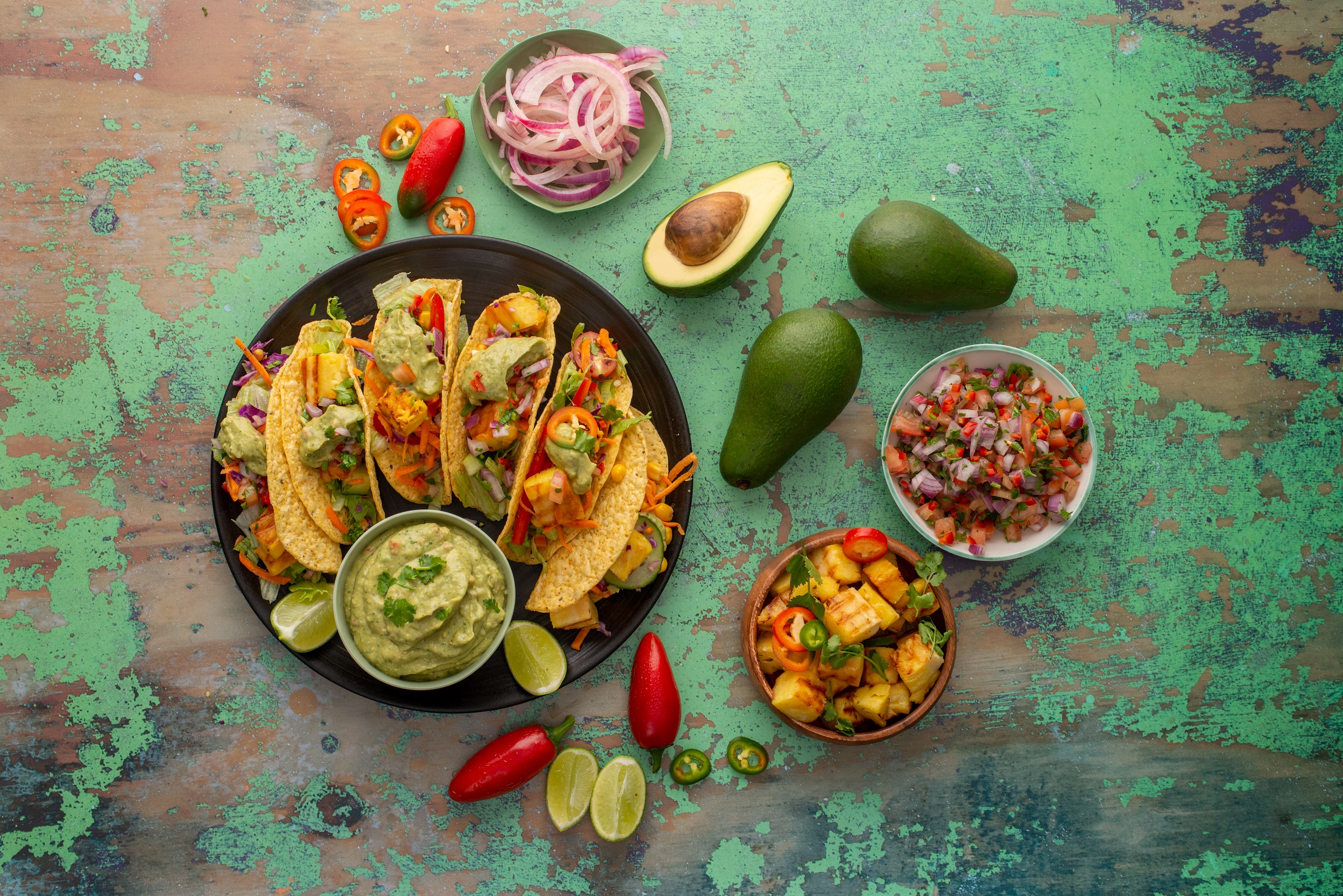 Read more about the article Try these tacos with green avo sauce and charred pineapple
