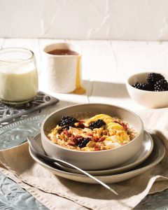 Read more about the article Mixed breakfast quinoa porridge with Ceylon