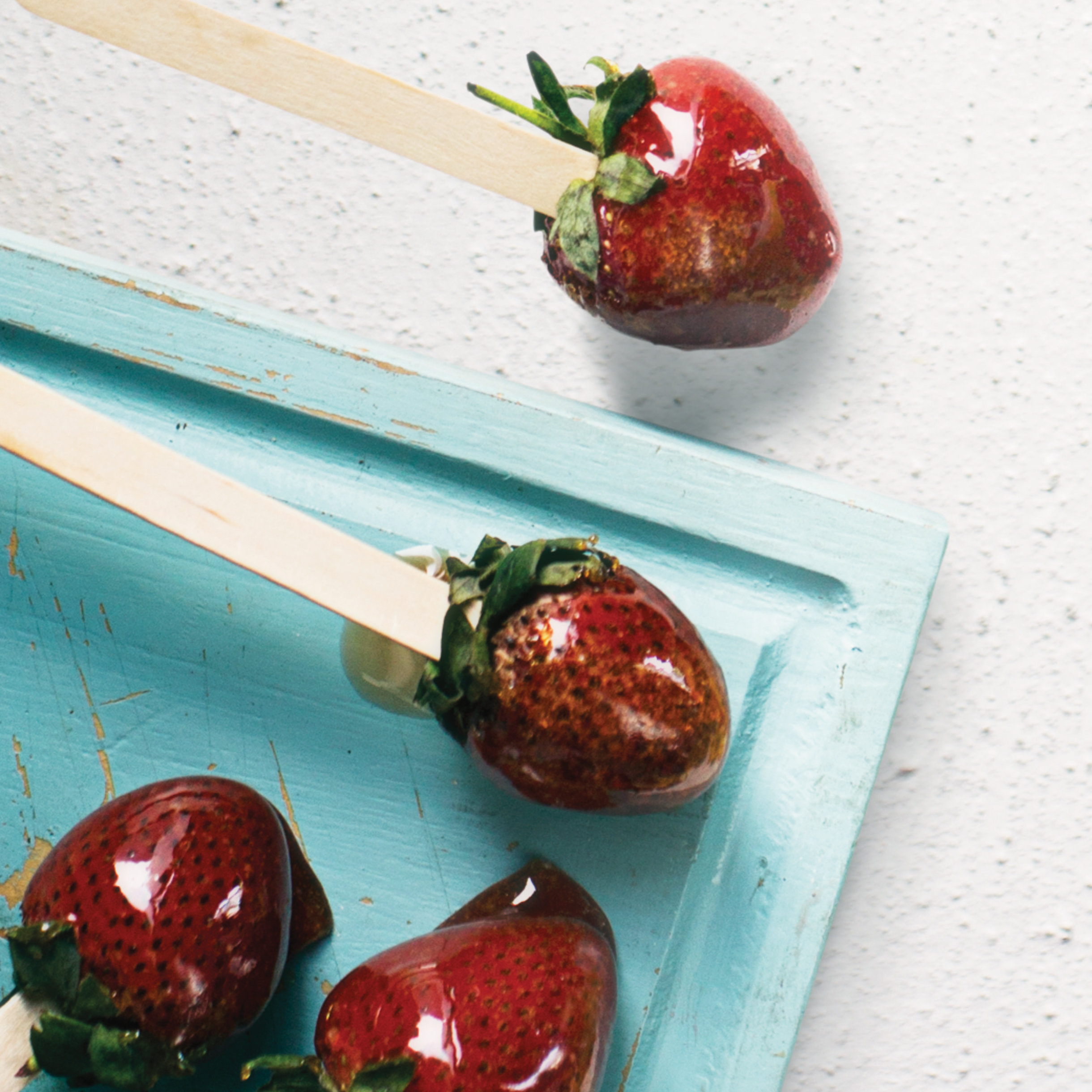 Read more about the article Cooking with kids: Toffee-coated strawberries