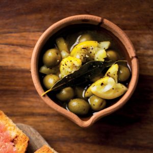 Read more about the article Snack on these zesty marinated green olives