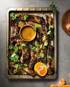 Read more about the article Seasonal naartjie and ginger glazed ribs