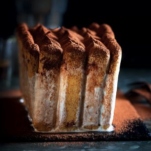 Read more about the article Savour summer with our tiramisu ice cream cake