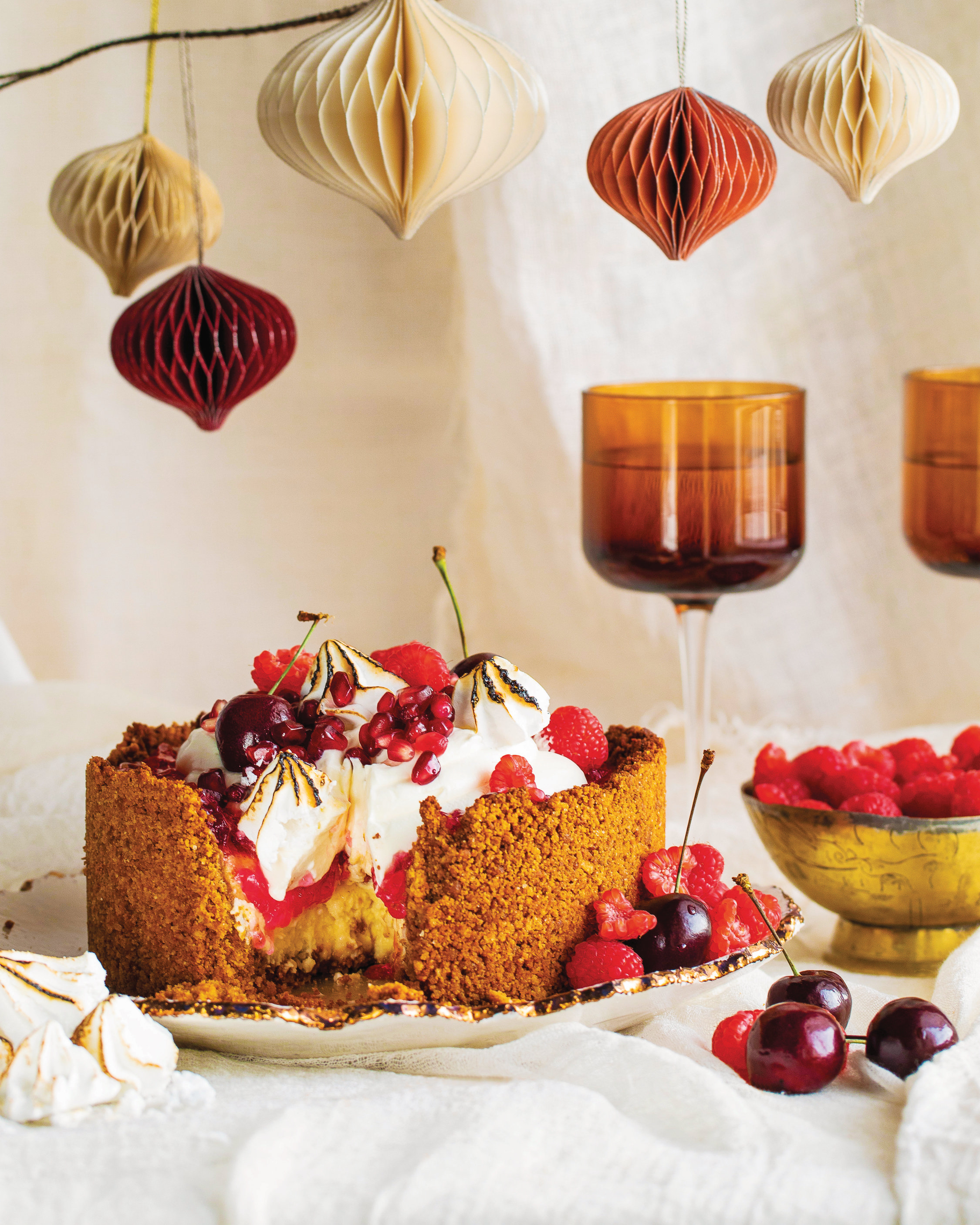 Read more about the article Enjoy the best of both with our trifle cheesecake