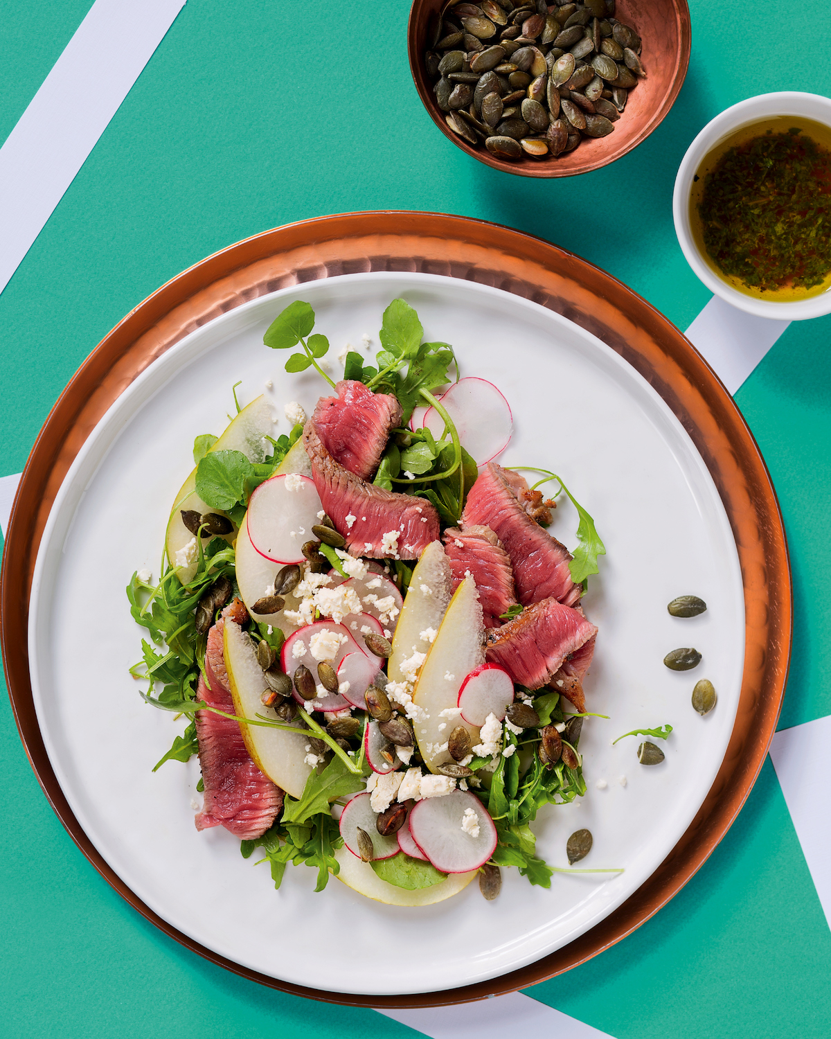 Read more about the article Steak and pear salad with home-made mint dressing