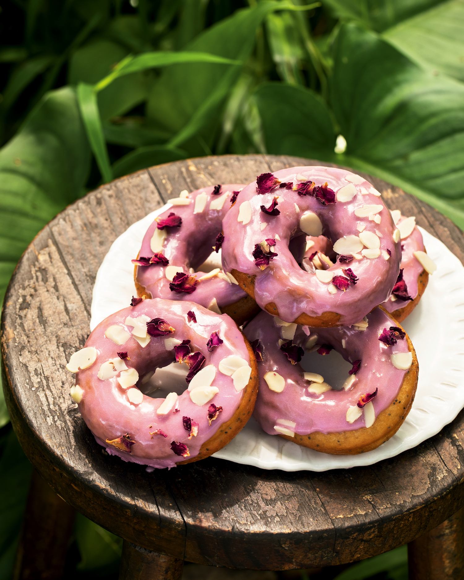 You are currently viewing Rose petal, almond and poppy seed doughnuts