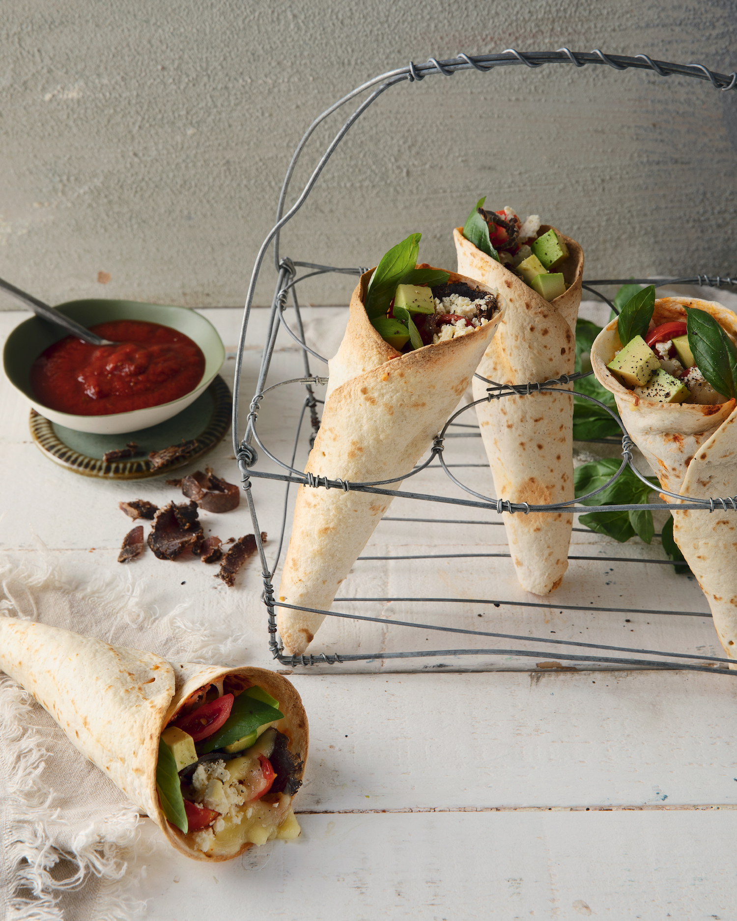 Read more about the article Avocado, biltong and feta pizza cones