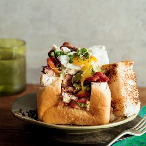 Read more about the article Steak and avocado kota with mustard mayo