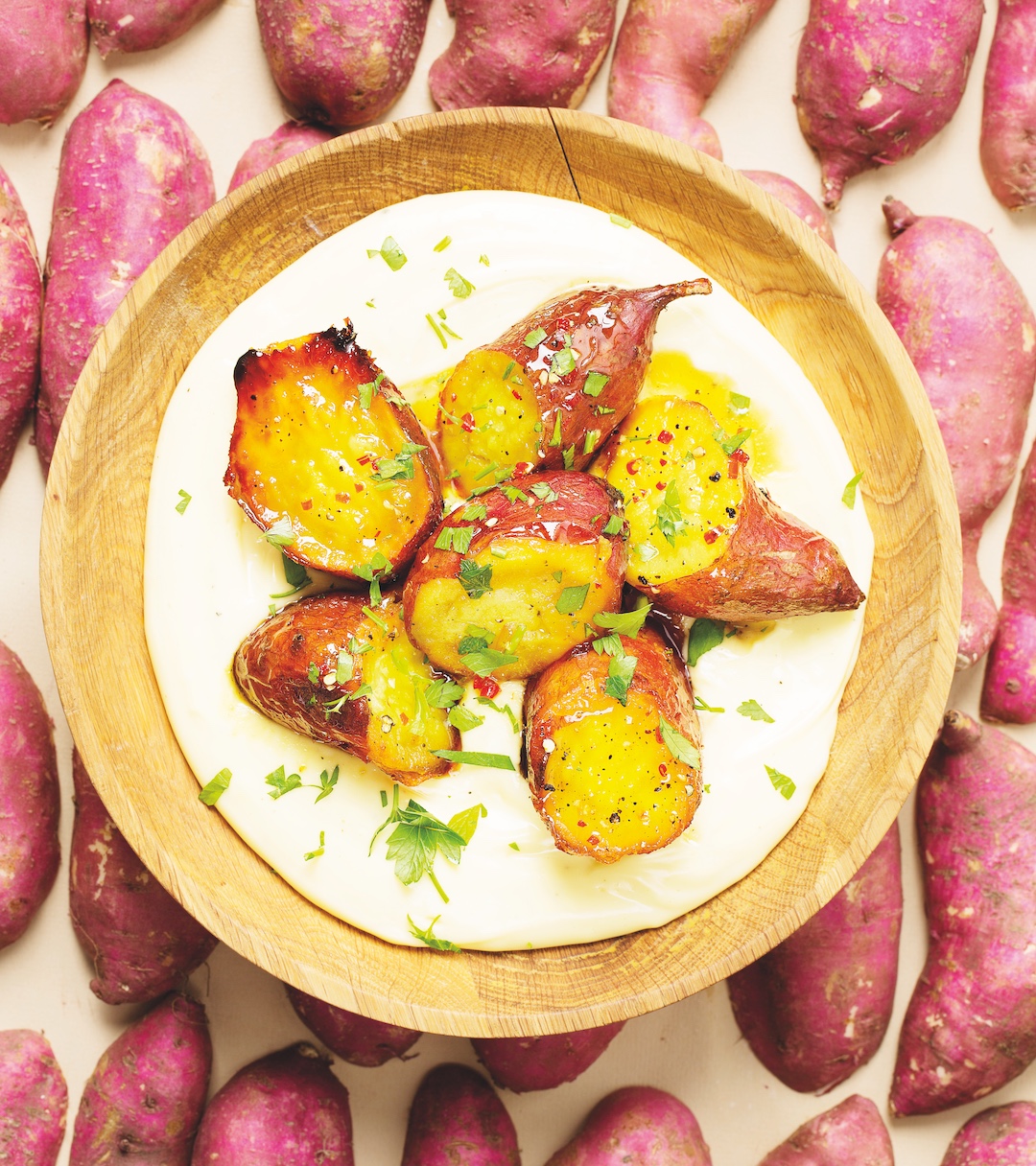 Read more about the article Chilli-honey sweet potatoes on cheese sauce